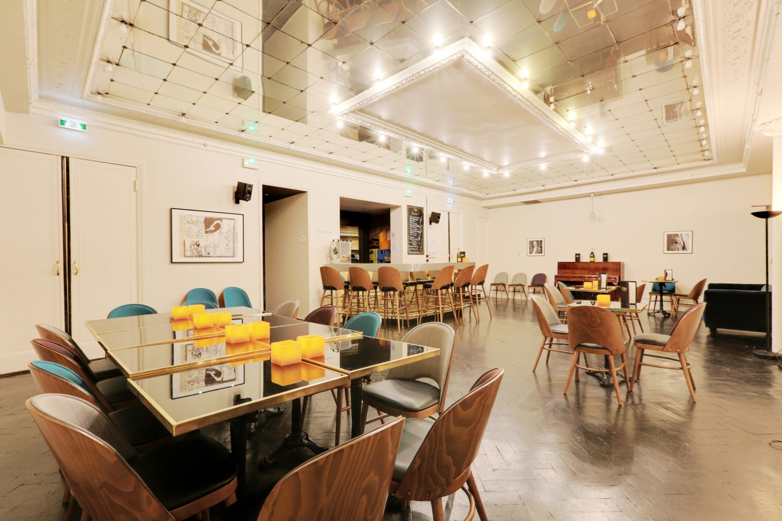 Ubu café photo 3